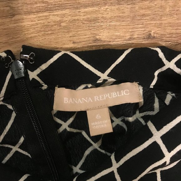 Banana Republic Tank Top - Picture 3 of 3